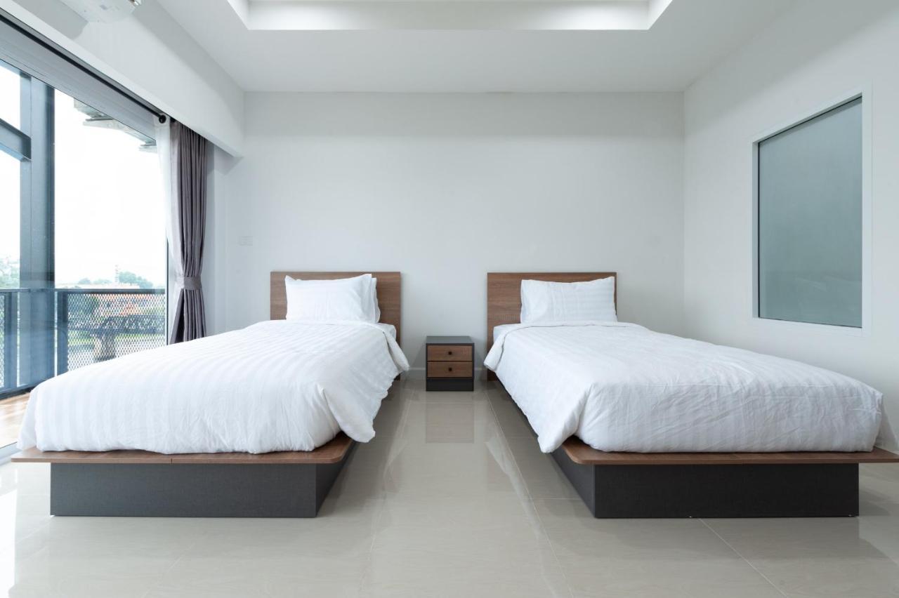 River Kwai View Hotel - Sha Extra Plus Certified Kanchanaburi Eksteriør billede
